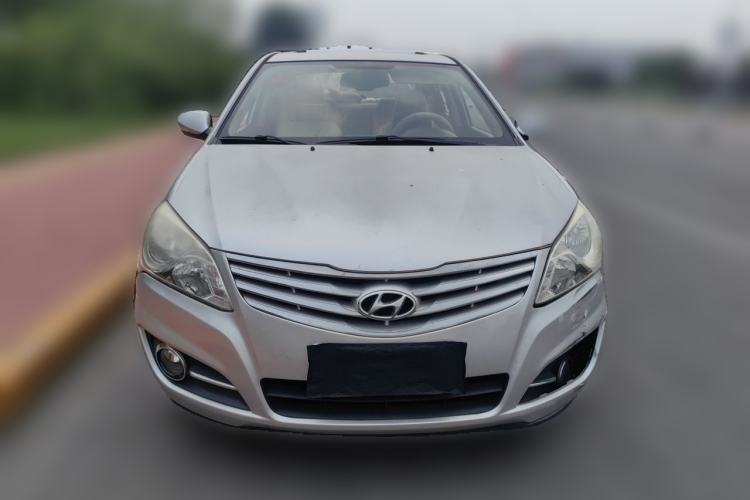 Used Hyundai Celesta 2011 1.6L Manual Luxury Model Front