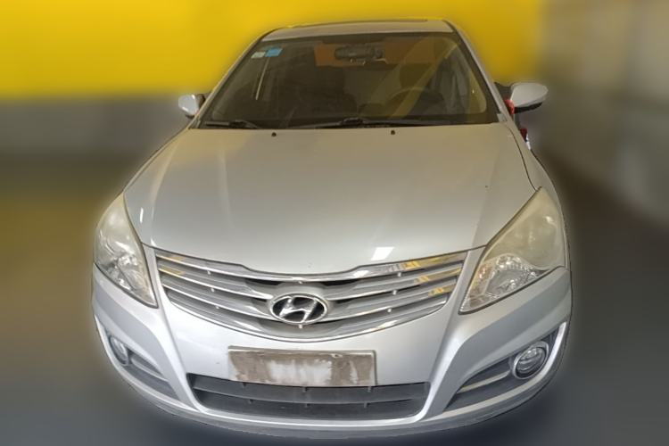Used Hyundai Celesta 2011 1.6L Manual Luxury Model Front