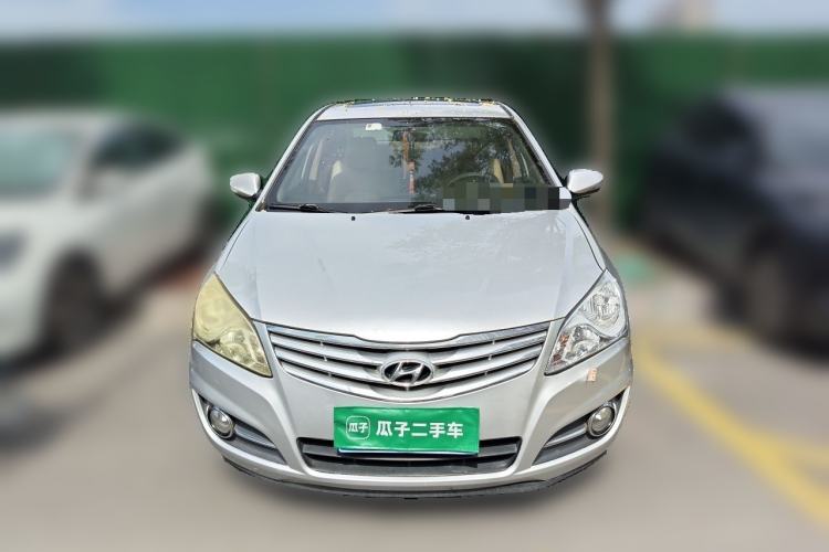 Used Hyundai Celesta 2011 1.6L Manual Comfort Edition Front