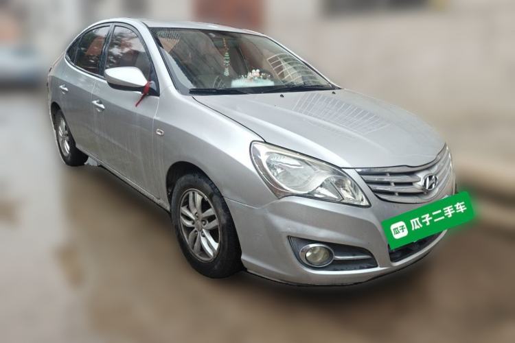 Used Hyundai Celesta 2011 1.6L Automatic Comfort Edition Front Right 45 Deg