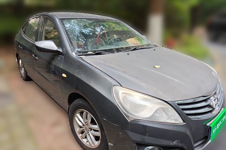 Used Hyundai Celesta 2011 1.6L Manual Comfort Edition Front Right 45 Deg