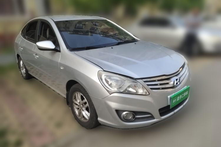 Used Hyundai Celesta 2011 1.6L Manual Comfort Edition Front Right 45 Deg