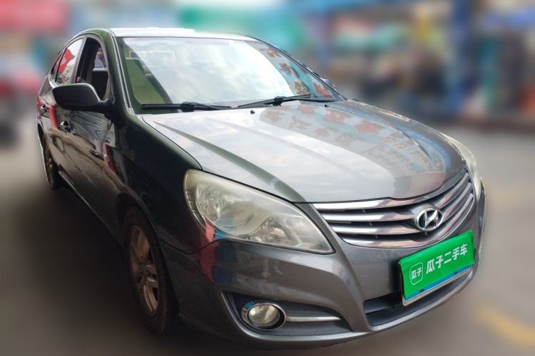 Used Hyundai Celesta 2011 1.6L Automatic Comfort Edition Front Right 45 Deg