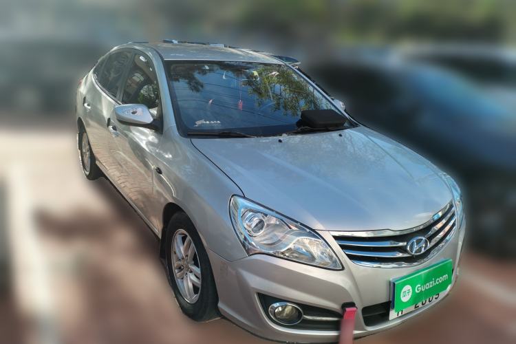 Used Hyundai Celesta 2011 1.6L Automatic Comfort Edition Front Right 45 Deg