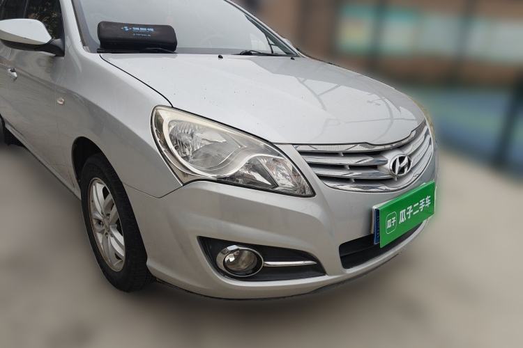 Used Hyundai Celesta 2011 1.6L Manual Comfort Edition Front Right 45 Deg