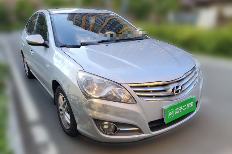 Used Hyundai Celesta 2011 1.6L Automatic Comfort Edition Front Right 45 Deg