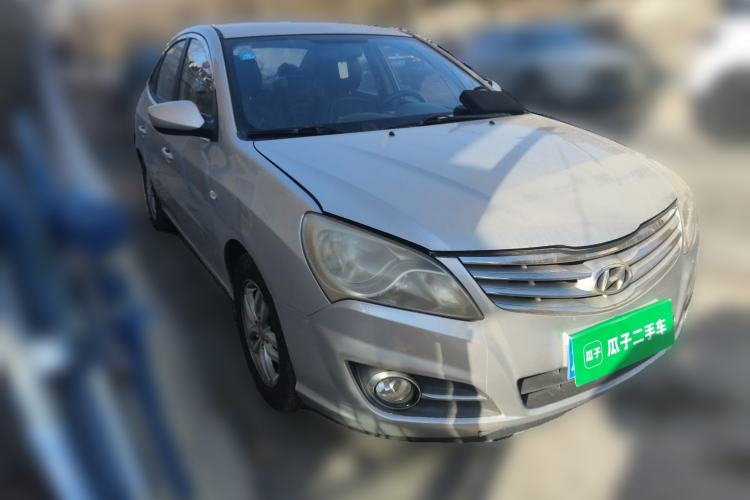 Used Hyundai Celesta 2011 1.6L Automatic Comfort Edition Front Right 45 Deg