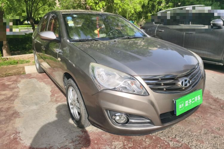 Used Hyundai Celesta 2011 1.6L Manual Comfort Edition Front Right 45 Deg