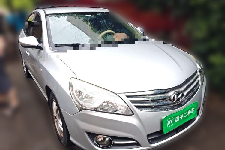 Used Hyundai Celesta 2011 1.6L Automatic Comfort Edition Front Right 45 Deg