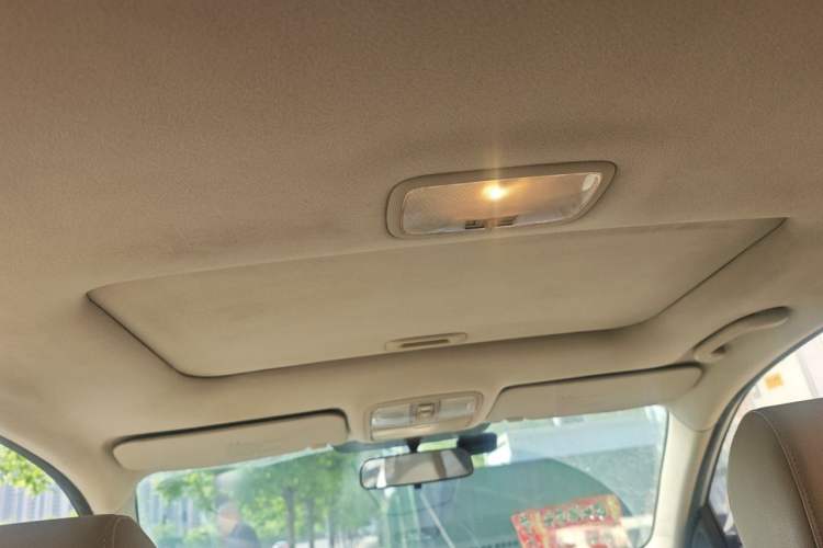 Used Hyundai Celesta 2011 1.6L Automatic Luxury Version Headliner