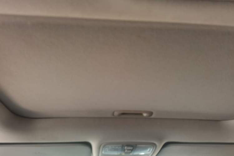 Used Hyundai Celesta 2011 1.6L Automatic Luxury Version Headliner