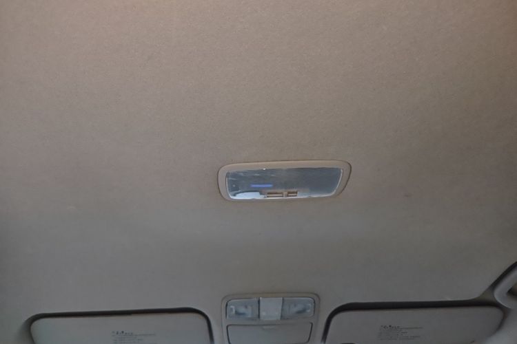 Used Hyundai Celesta 2011 1.6L Automatic Comfort Edition Headliner