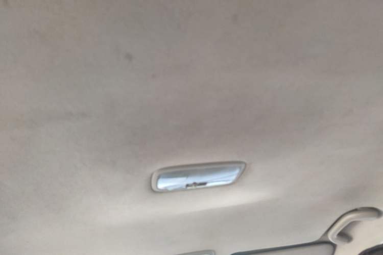 Used Hyundai Celesta 2011 1.6L Automatic Comfort Edition Headliner