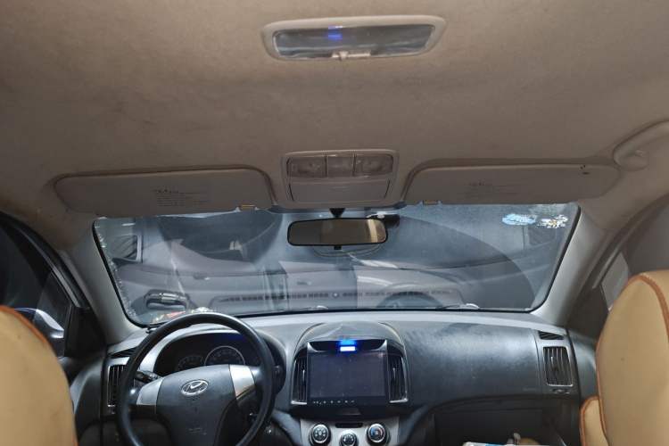 Used Hyundai Celesta 2011 1.6L Manual Comfort Edition Headliner