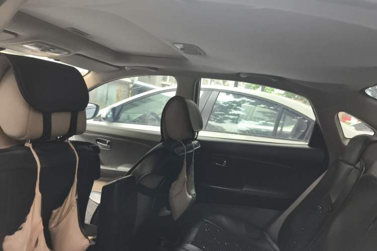 Used Hyundai Celesta 2011 1.6L Manual Luxury Model Headliner