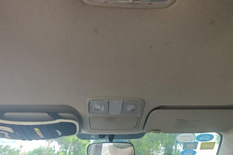 Used Hyundai Celesta 2011 1.6L Automatic Comfort Edition Headliner