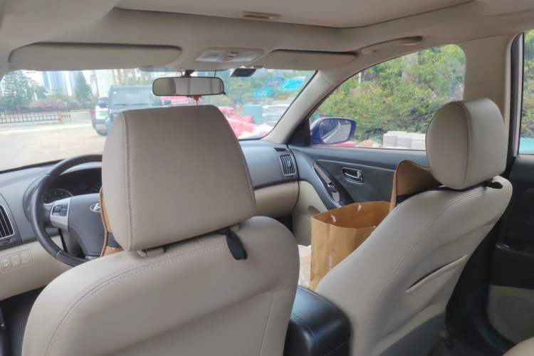 Used Hyundai Celesta 2011 1.6L Automatic Luxury Version Headliner