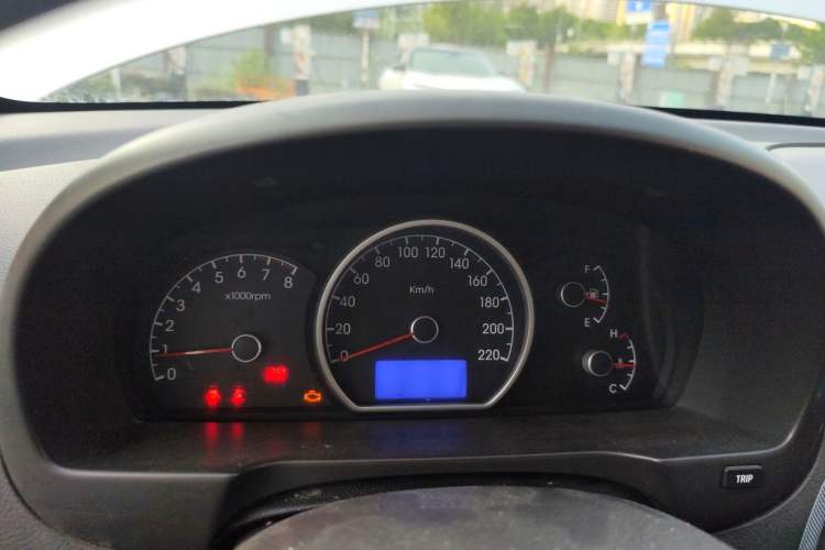 Used Hyundai Celesta 2011 1.6L Manual Luxury Model Instrument Cluster