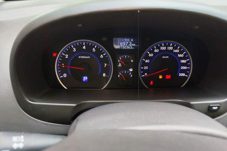 Used Hyundai Celesta 2011 1.6L Automatic Luxury Version Instrument Cluster