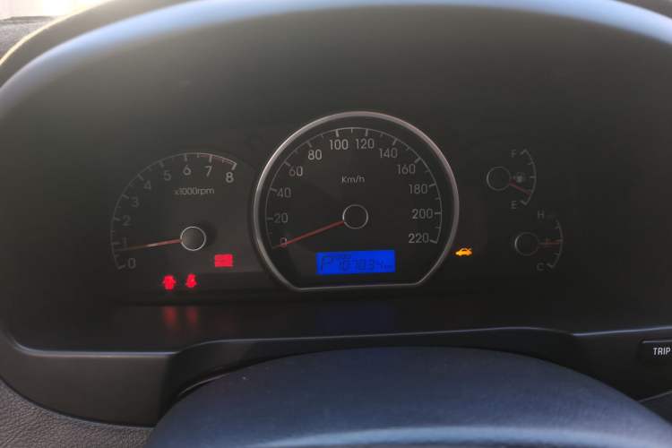 Used Hyundai Celesta 2011 1.6L Automatic Comfort Edition Instrument Cluster