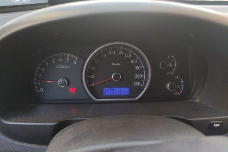 Used Hyundai Celesta 2011 1.6L Automatic Comfort Edition Instrument Cluster