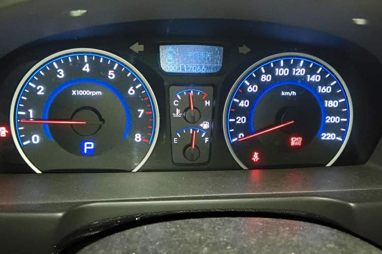 Used Hyundai Celesta 2011 1.6L Automatic Luxury Version Instrument Cluster