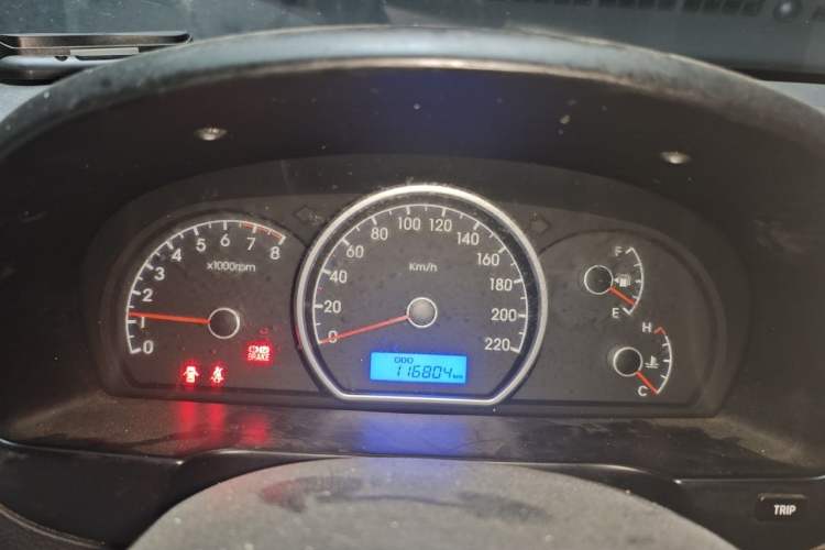 Used Hyundai Celesta 2011 1.6L Manual Comfort Edition Instrument Cluster