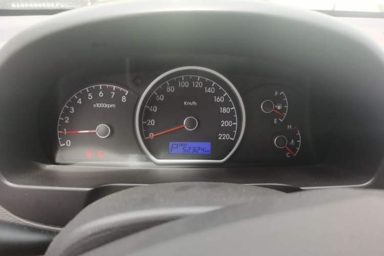 Used Hyundai Celesta 2011 1.6L Automatic Comfort Edition Instrument Cluster