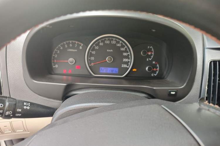 Used Hyundai Celesta 2011 1.6L Automatic Comfort Edition Instrument Cluster