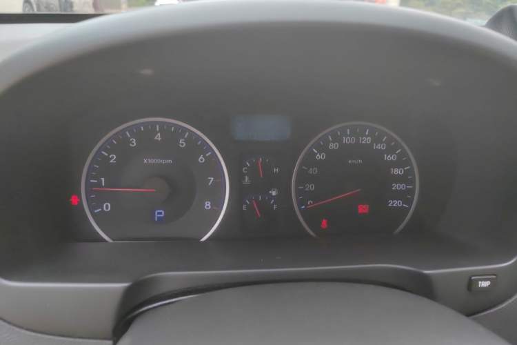 Used Hyundai Celesta 2011 1.6L Automatic Luxury Version Instrument Cluster
