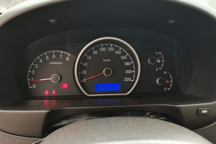 Used Hyundai Celesta 2011 1.6L Automatic Comfort Edition Instrument Cluster