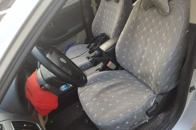 Used Hyundai Celesta 2011 1.6L Manual Comfort Edition Left Front Seat