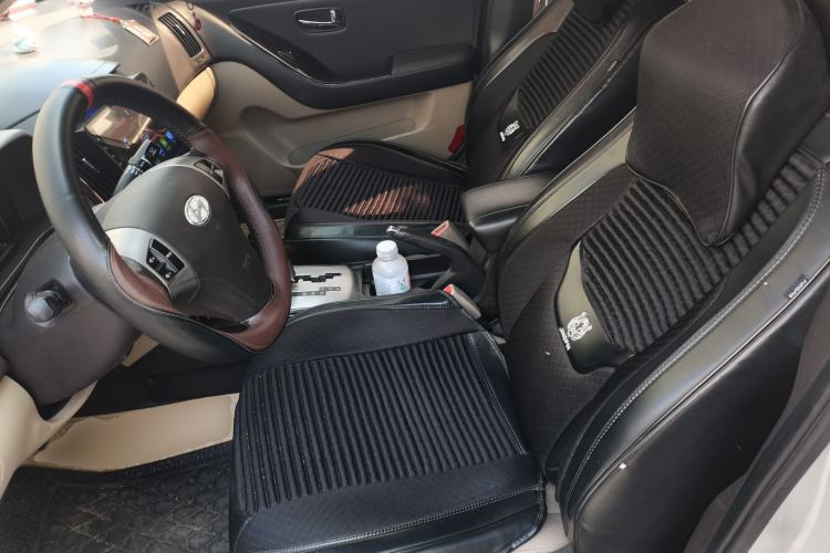 Used Hyundai Celesta 2011 1.6L Automatic Luxury Version Left Front Seat