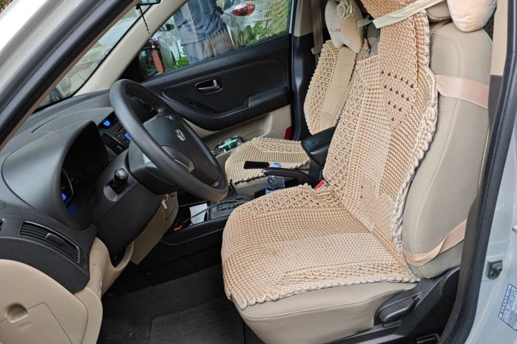 Used Hyundai Celesta 2011 1.6L Automatic Comfort Edition Left Front Seat