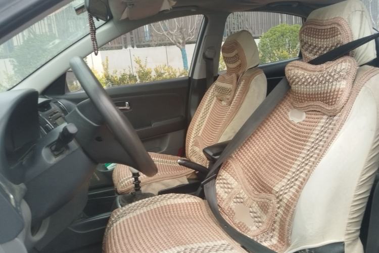 Used Hyundai Celesta 2011 1.6L Manual Luxury Model Left Front Seat