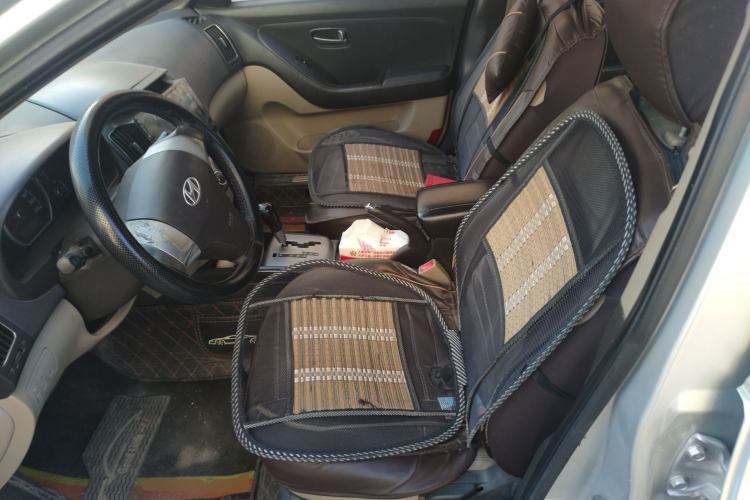 Used Hyundai Celesta 2011 1.6L Automatic Comfort Edition Left Front Seat