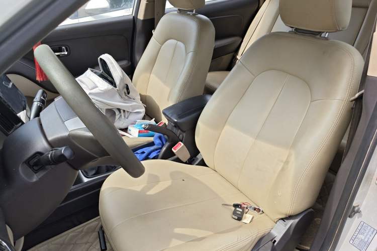 Used Hyundai Celesta 2011 1.6L Manual Comfort Edition Left Front Seat