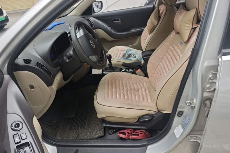 Used Hyundai Celesta 2011 1.6L Manual Comfort Edition Left Front Seat