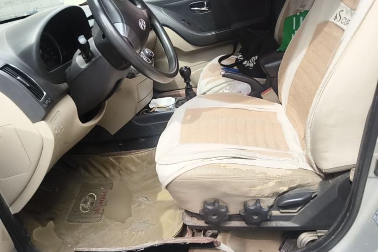 Used Hyundai Celesta 2011 1.6L Manual Luxury Model Left Front Seat