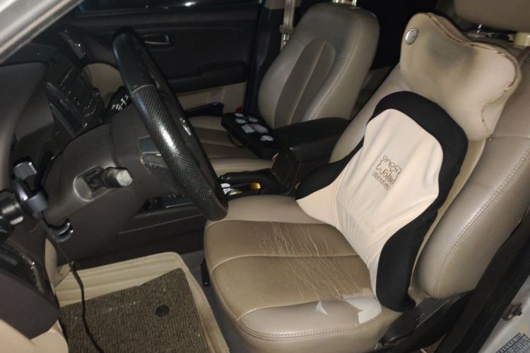 Used Hyundai Celesta 2011 1.6L Automatic Comfort Edition Left Front Seat