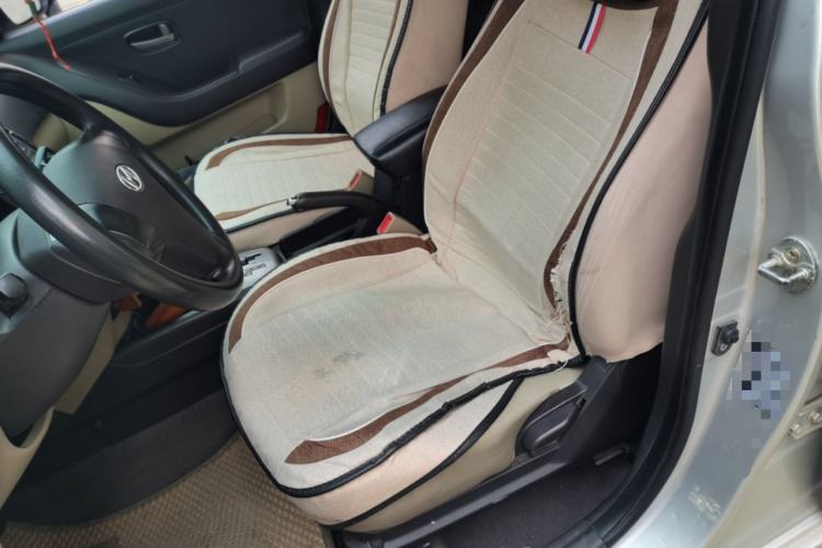 Used Hyundai Celesta 2011 1.6L Automatic Comfort Edition Left Front Seat
