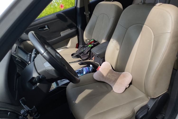 Used Hyundai Celesta 2011 1.6L Automatic Luxury Version Left Front Seat