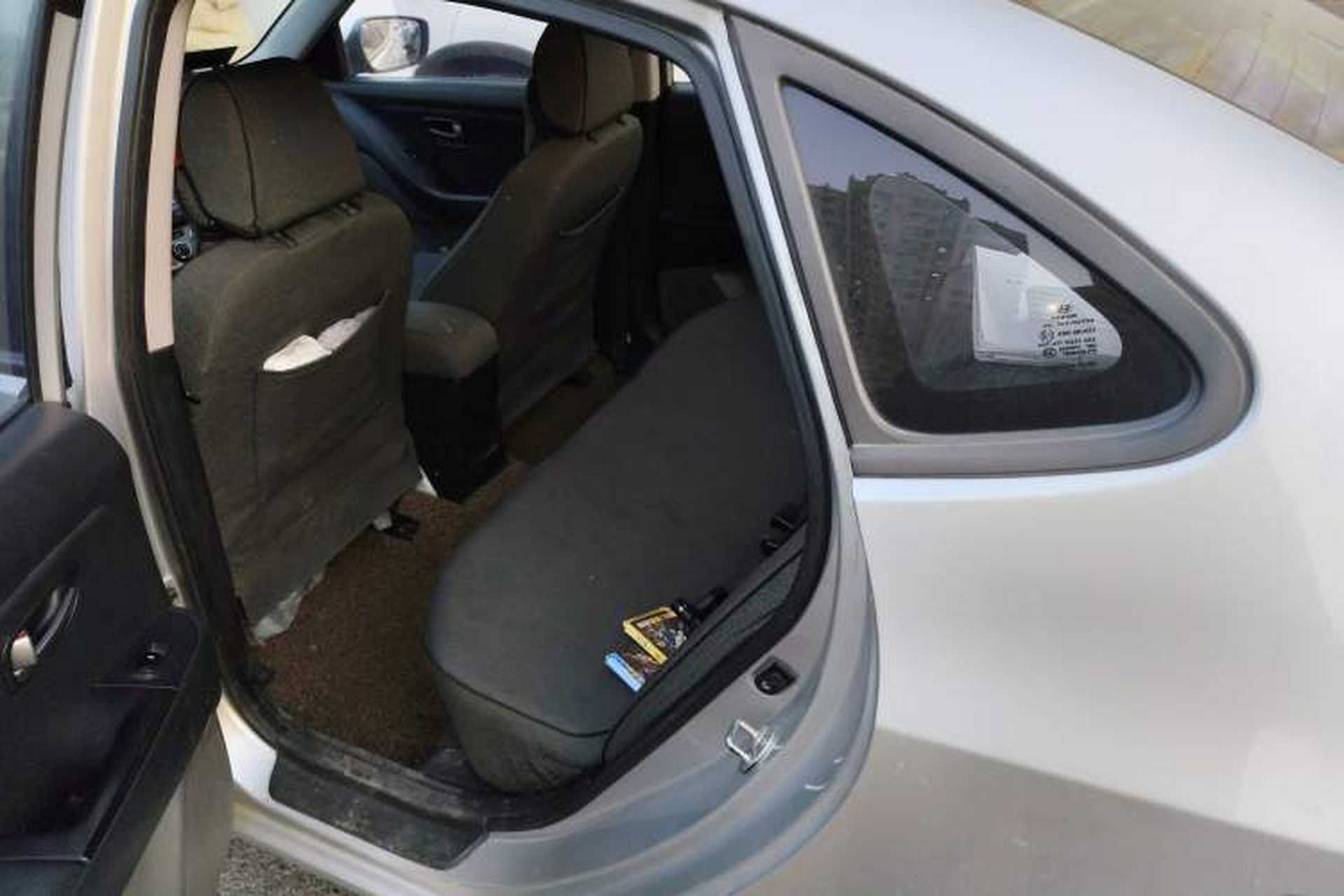 Used Hyundai Celesta 2011 1.6L Manual Comfort Edition Left Rear Seat