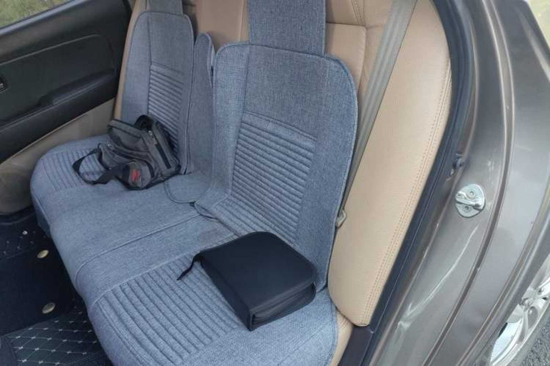 Used Hyundai Celesta 2011 1.6L Manual Comfort Edition Left Rear Seat