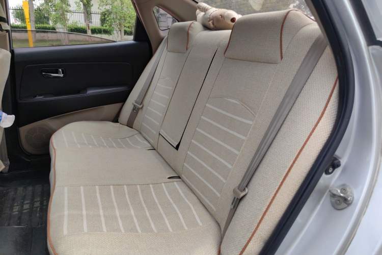 Used Hyundai Celesta 2011 1.6L Manual Luxury Model Left Rear Seat