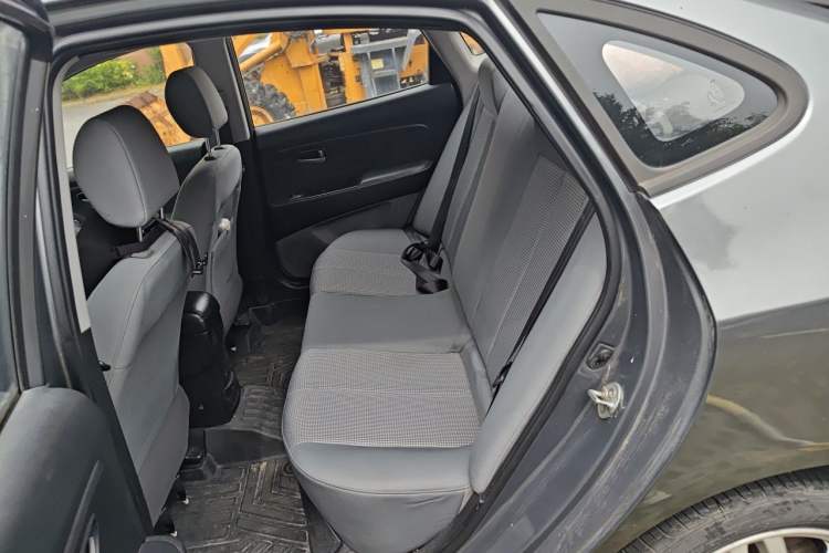Used Hyundai Celesta 2011 1.6L Manual Comfort Edition Left Rear Seat