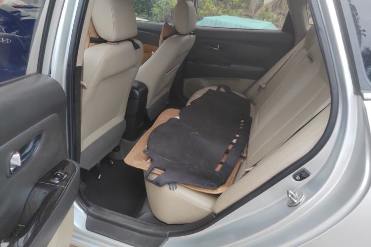 Used Hyundai Celesta 2011 1.6L Automatic Luxury Version Left Rear Seat