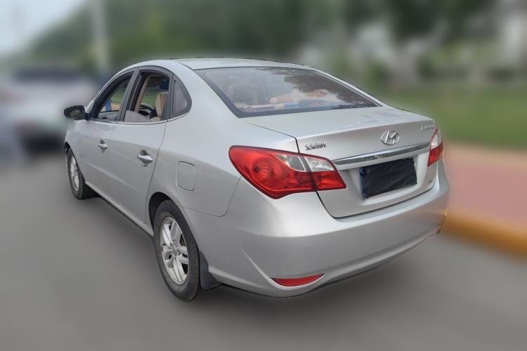 Used Hyundai Celesta 2011 1.6L Manual Luxury Model Rear Left 45 Deg
