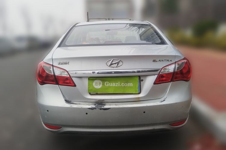 Used Hyundai Celesta 2011 1.6L Manual Luxury Model Rear