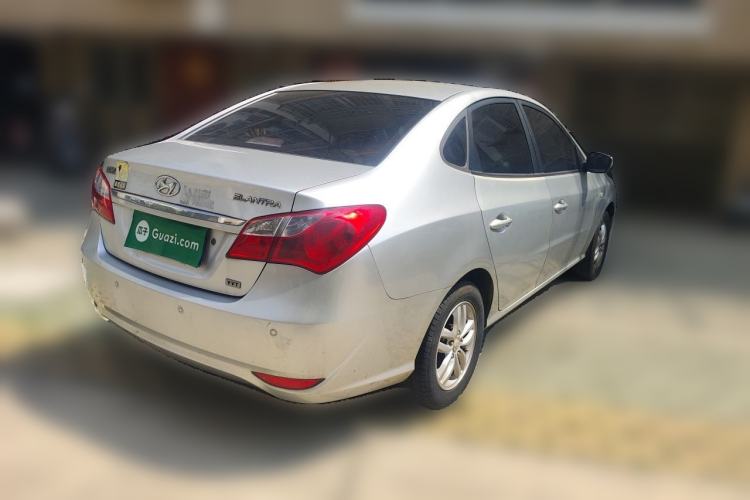 Used Hyundai Celesta 2011 1.6L Manual Comfort Edition Rear Right 45 Deg